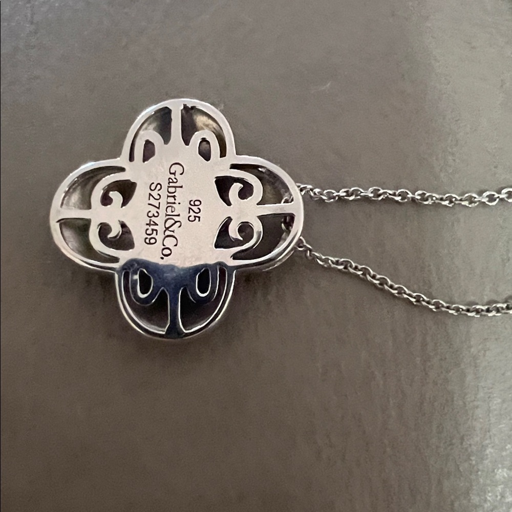 Gabriel & Co.925 Sterling Silver Woman’s 18” Diamond Cross Clover Necklace EUC - Picture 11 of 16